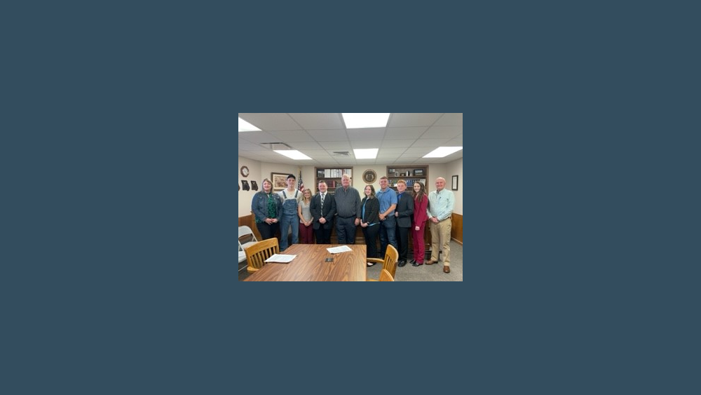 sweet-springs-ffa-at-commission-meeting-3-17-22