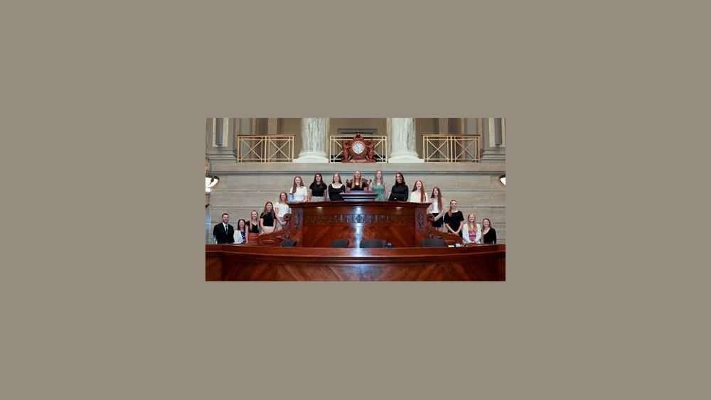 well-nap-girls-bb-team-at-capitol-4-22-22