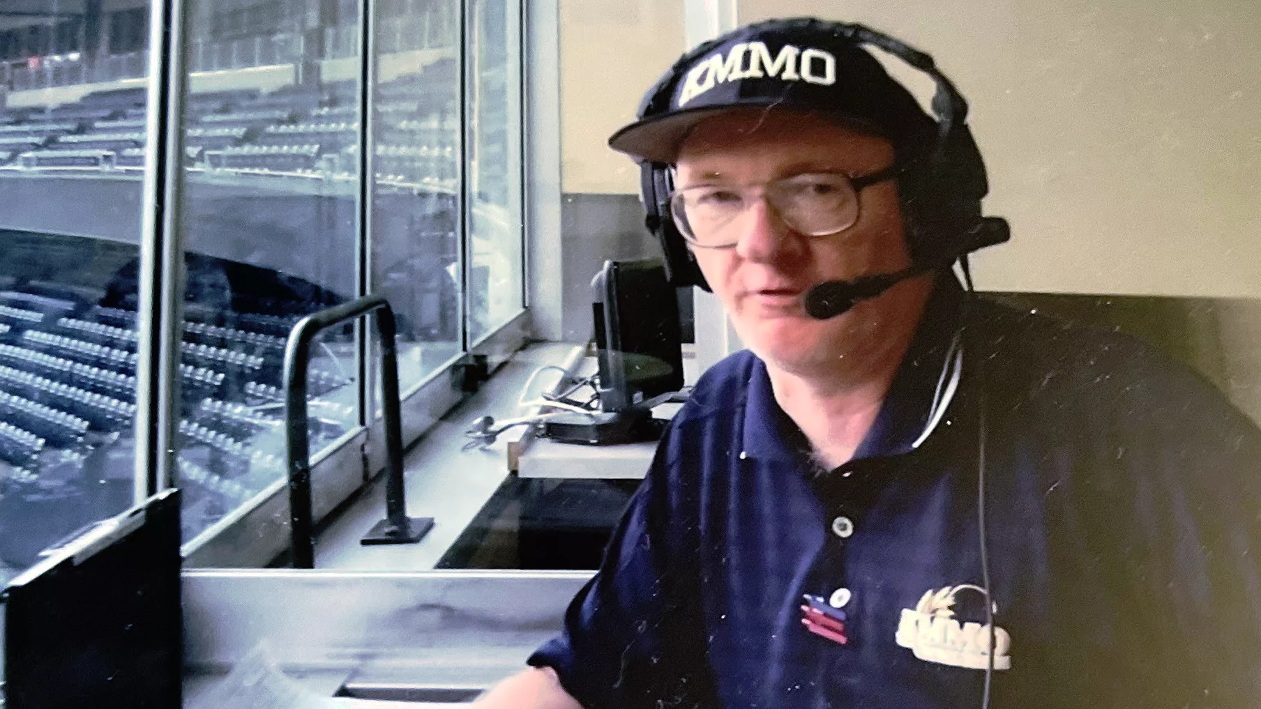 schmidt-in-a-press-box