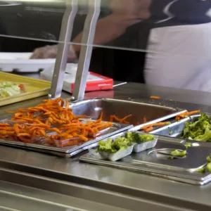 school-lunch-service