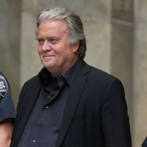 Steve Bannon^ former adviser to Donald Trump^ center^ outside of Manhattan State Supreme Court. NEW YORK^ NYUSA - September 8^ 2022