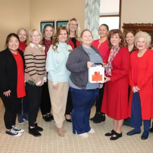 wear-red-for-women-aed1