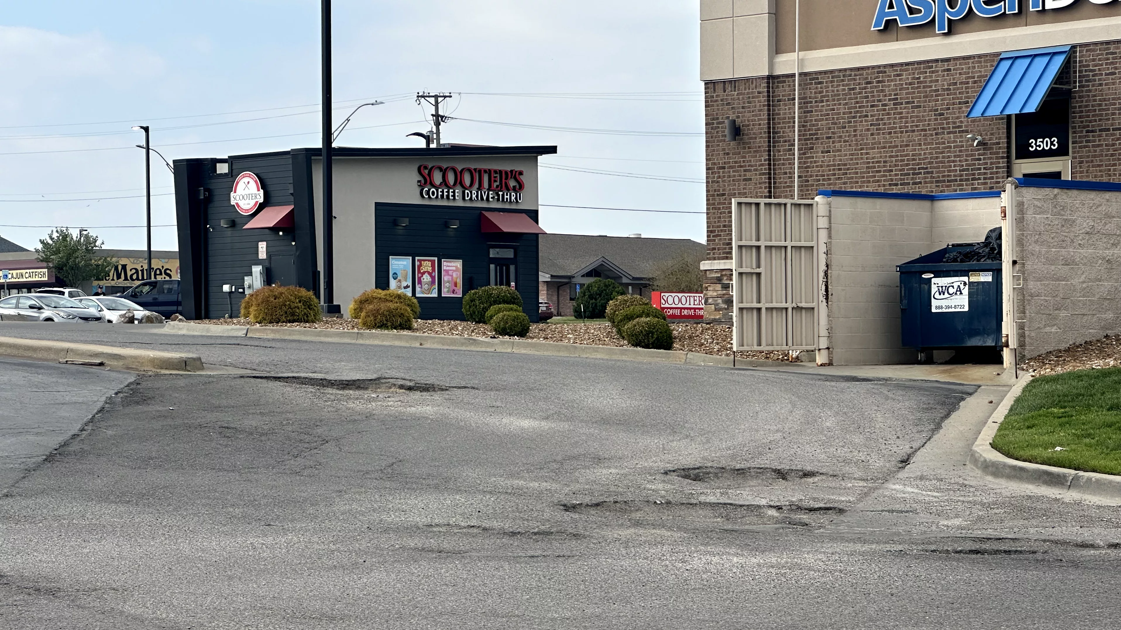 25-0411-potholes-on-private-road