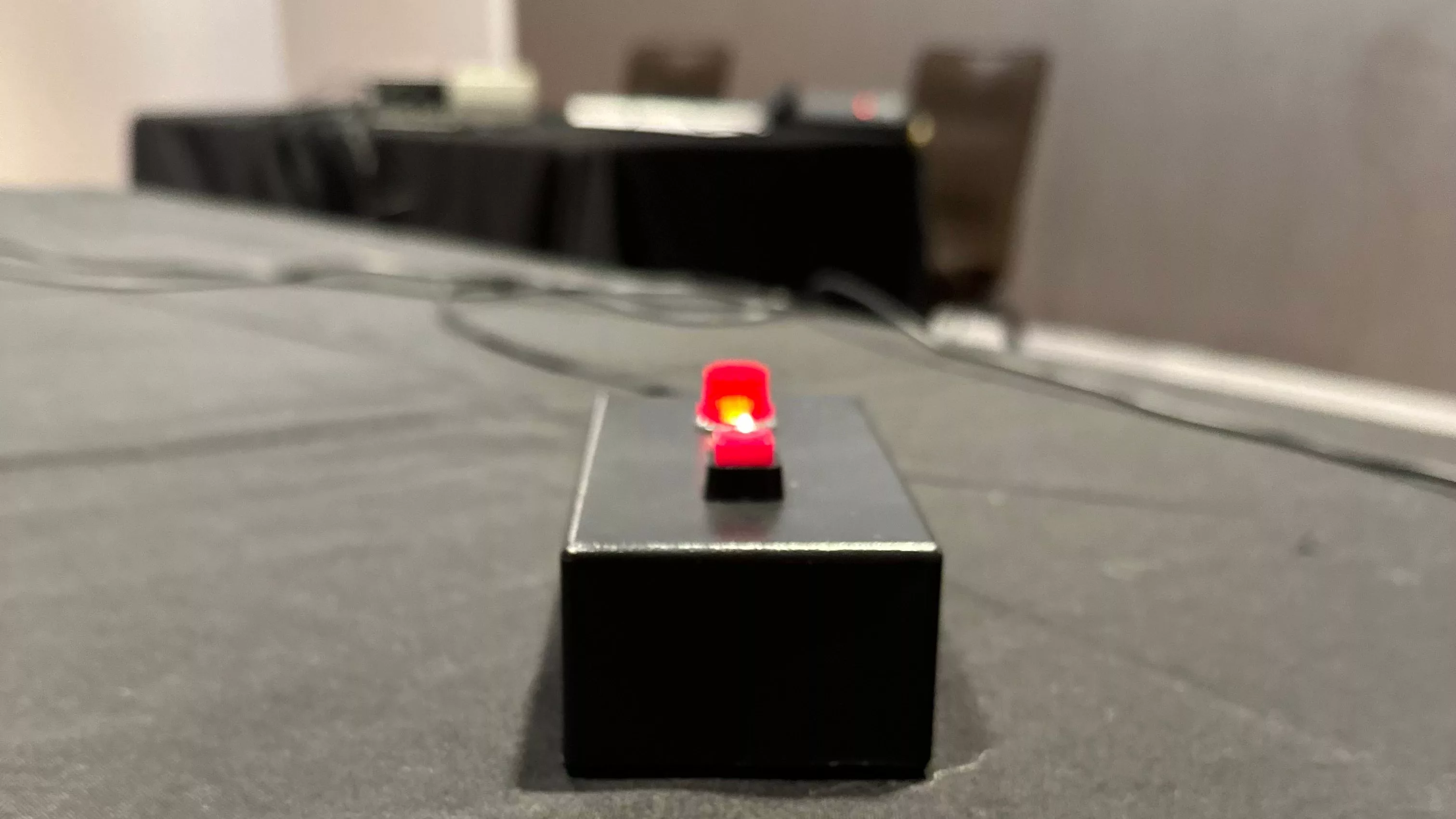 25-0523-quiz-bowl-buzzer-box