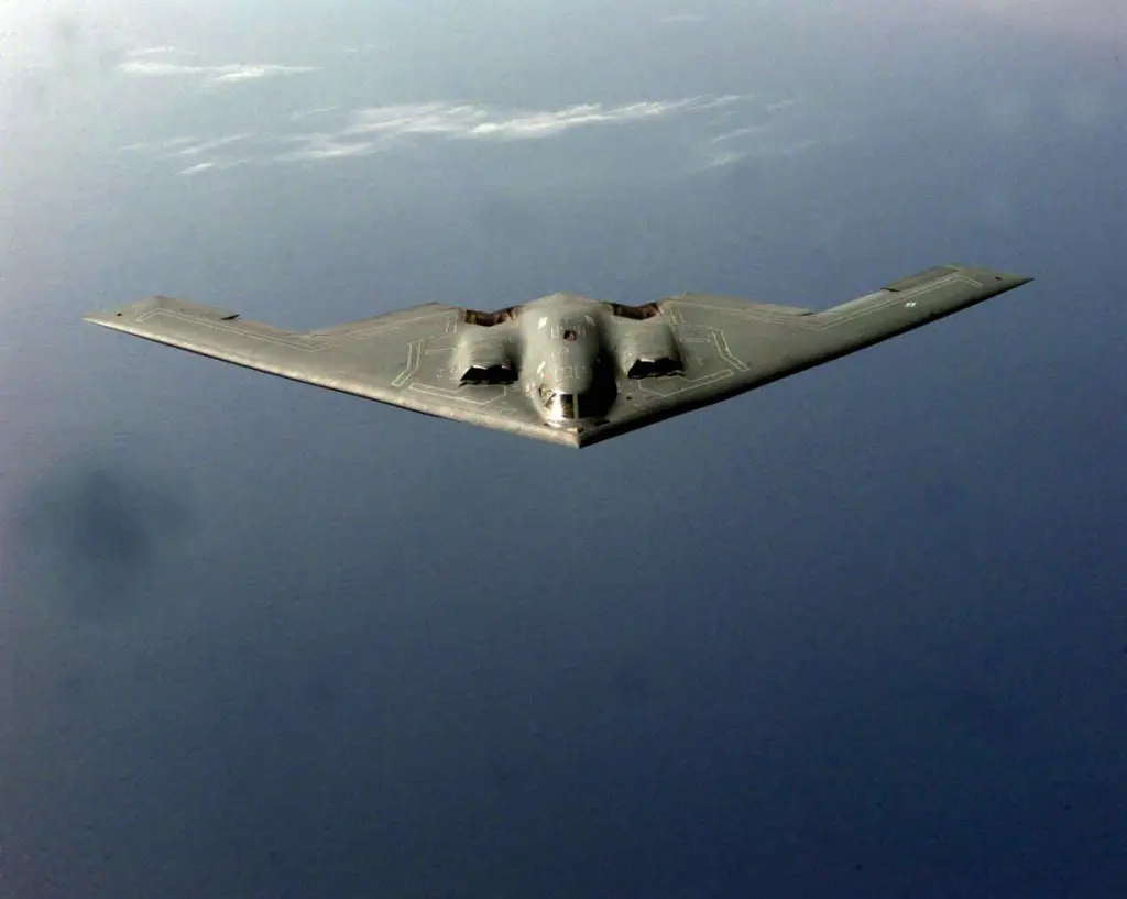 PHOTO BY: Staff Sgt. Ken BergmannVIRIN: 990406-F-4406B-502