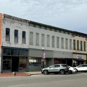 24-1108-nw-side-of-marshall-square