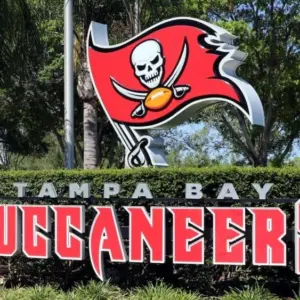 Tampa Bay Buccaneers team headquarters in Tampa^ Florida on May 15th^ 2017. The Tampa Bay Buccaneers are one of the 32 teams of the NFL.