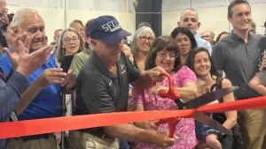 25-0801-sfcc-ag-bldg-8-ellebrachts-cutting-ribbon