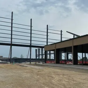 25-0809-parson-arena-construction-from-south