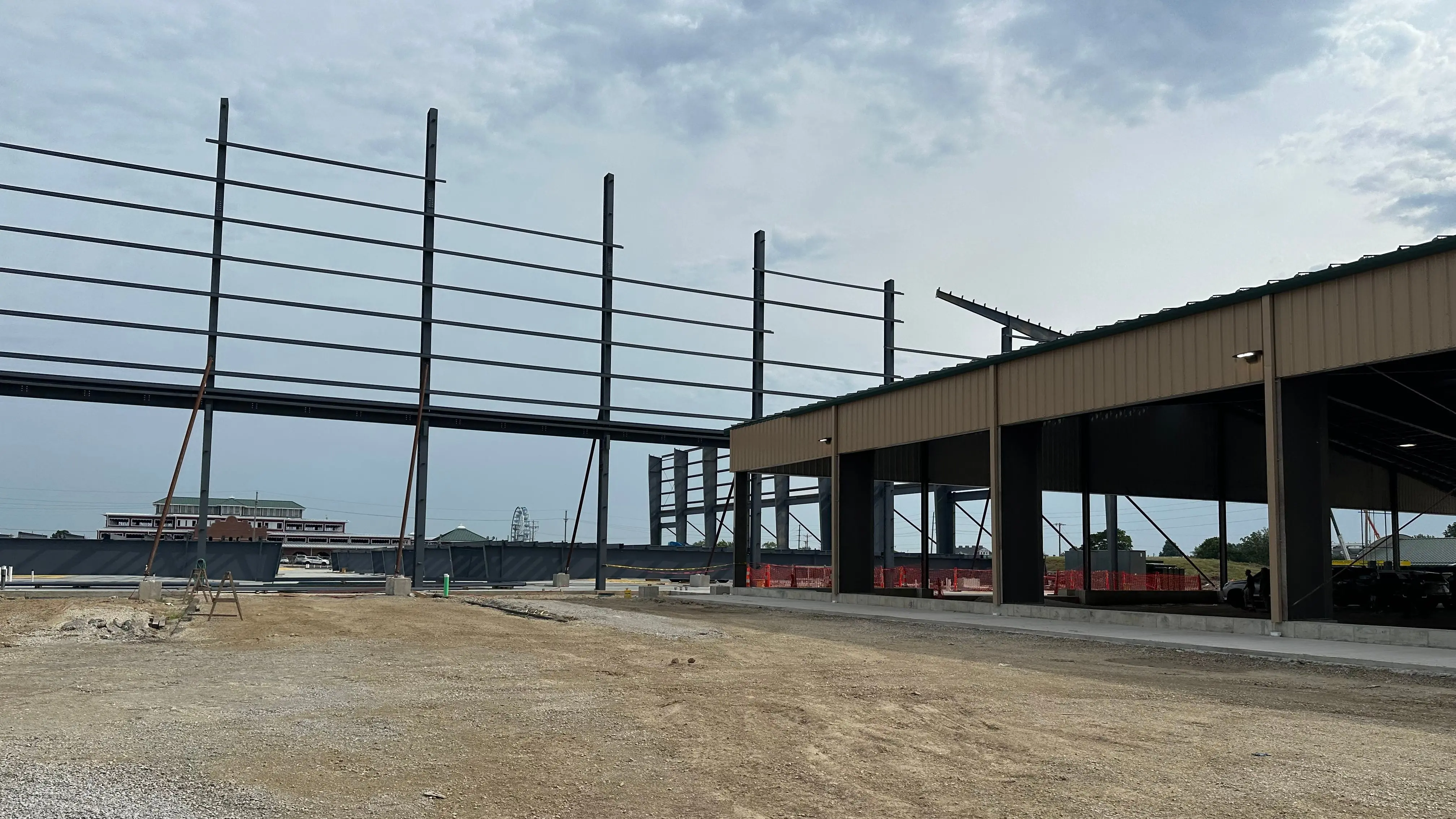 25-0809-parson-arena-construction-from-south