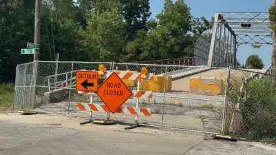 25-0804-wash-st-bridge-closed-moose-out-front-should-have-told-you