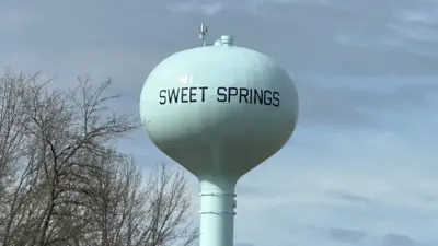 25-0325-sweet-springs-water-tower