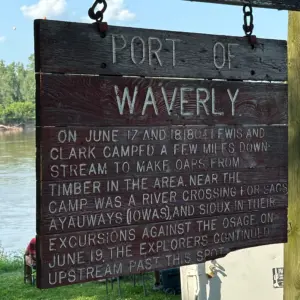 24-0723-port-of-waverly-sign
