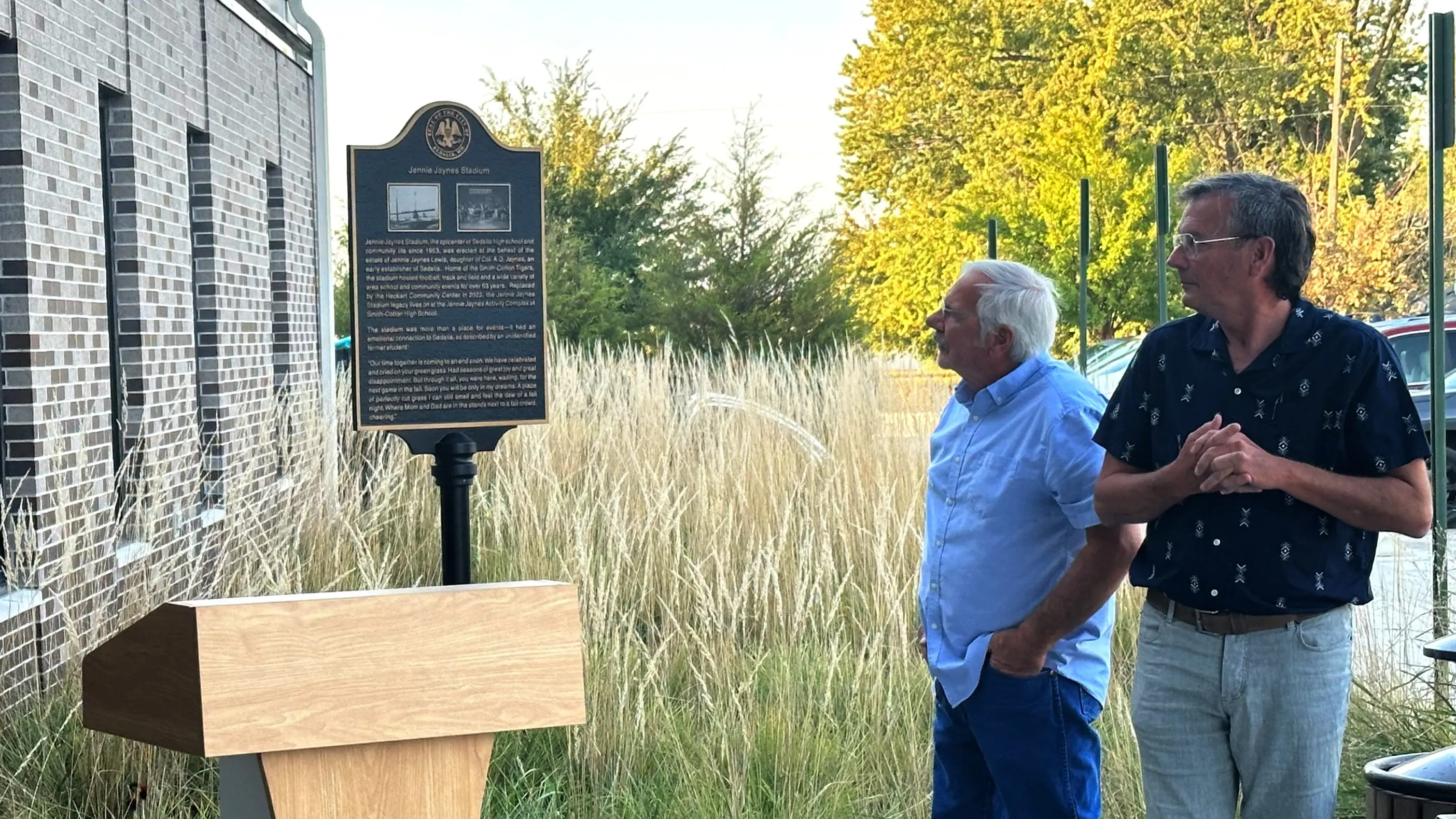 25-1002-jaynes-stadium-plaque-unveiling