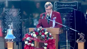 25-1005-keith-smith-begins-memorial-service