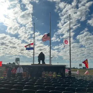 25-1005-wideshot-of-ffam-memorial-service
