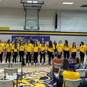 25-1114-slater-gym-floor-03-girls-bball