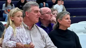 25-1114-slater-gym-floor-06-kleine-with-family