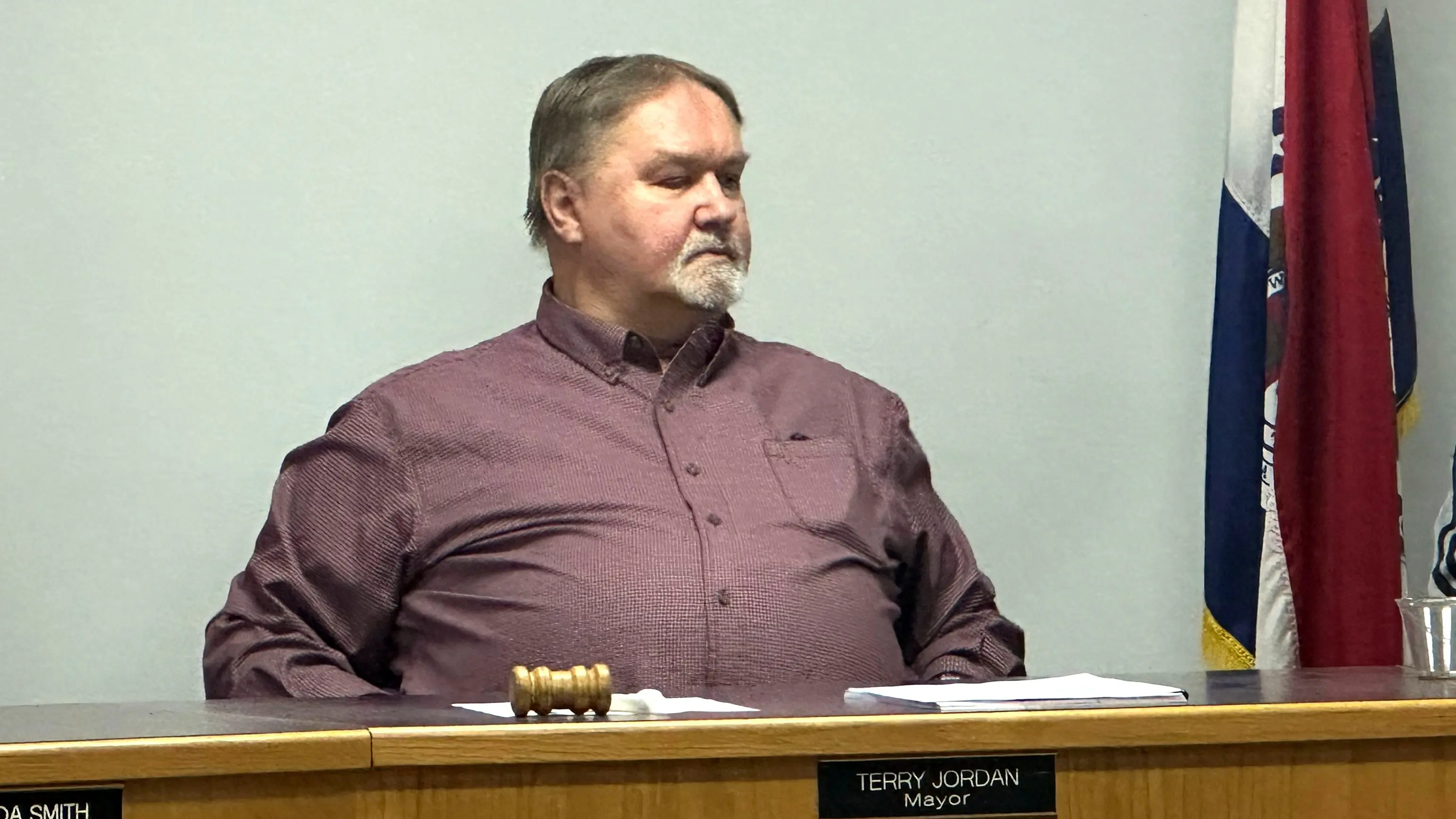 25-1202-jordan-at-slater-cc-meeting