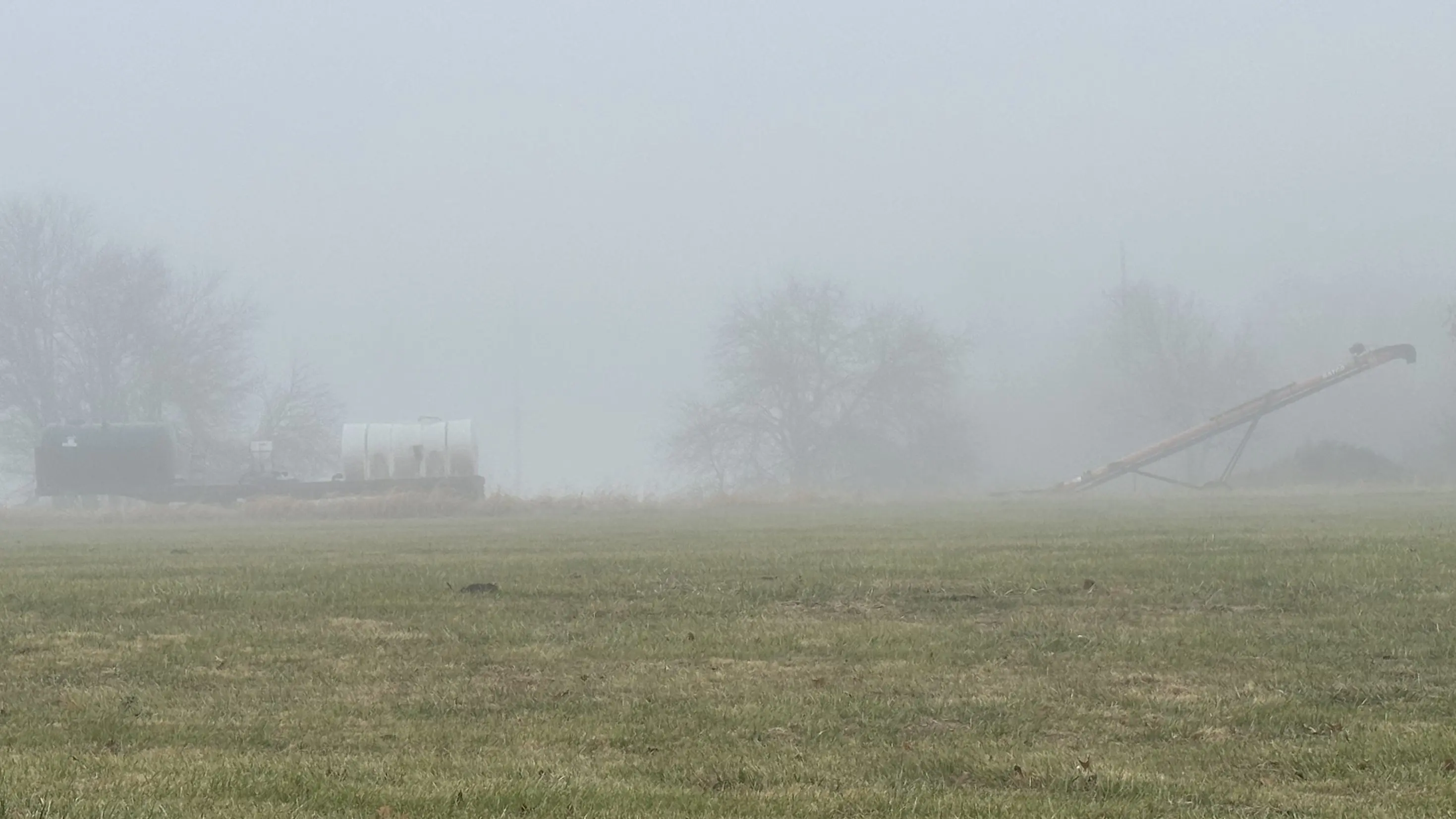 25-1223-farm-implements-shrouded-in-fog