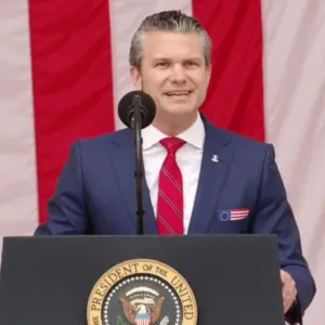 U.S. Secretary of Defense Peter Hegseth speaks at the National Memorial Day Observance at Arlington National Cemetery. ARLINGTON^ VA^ USA - May 26^ 2025