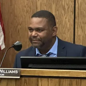 26-0420-sedalia-mayor-traves-williams