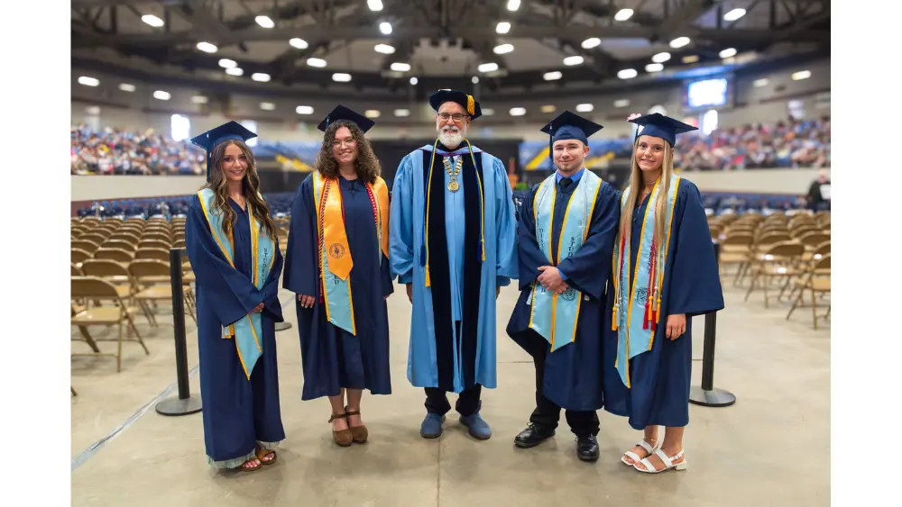 SFCC HONORS 2026 DISTINGUISHED STUDENTS AT COMMENCEMENT