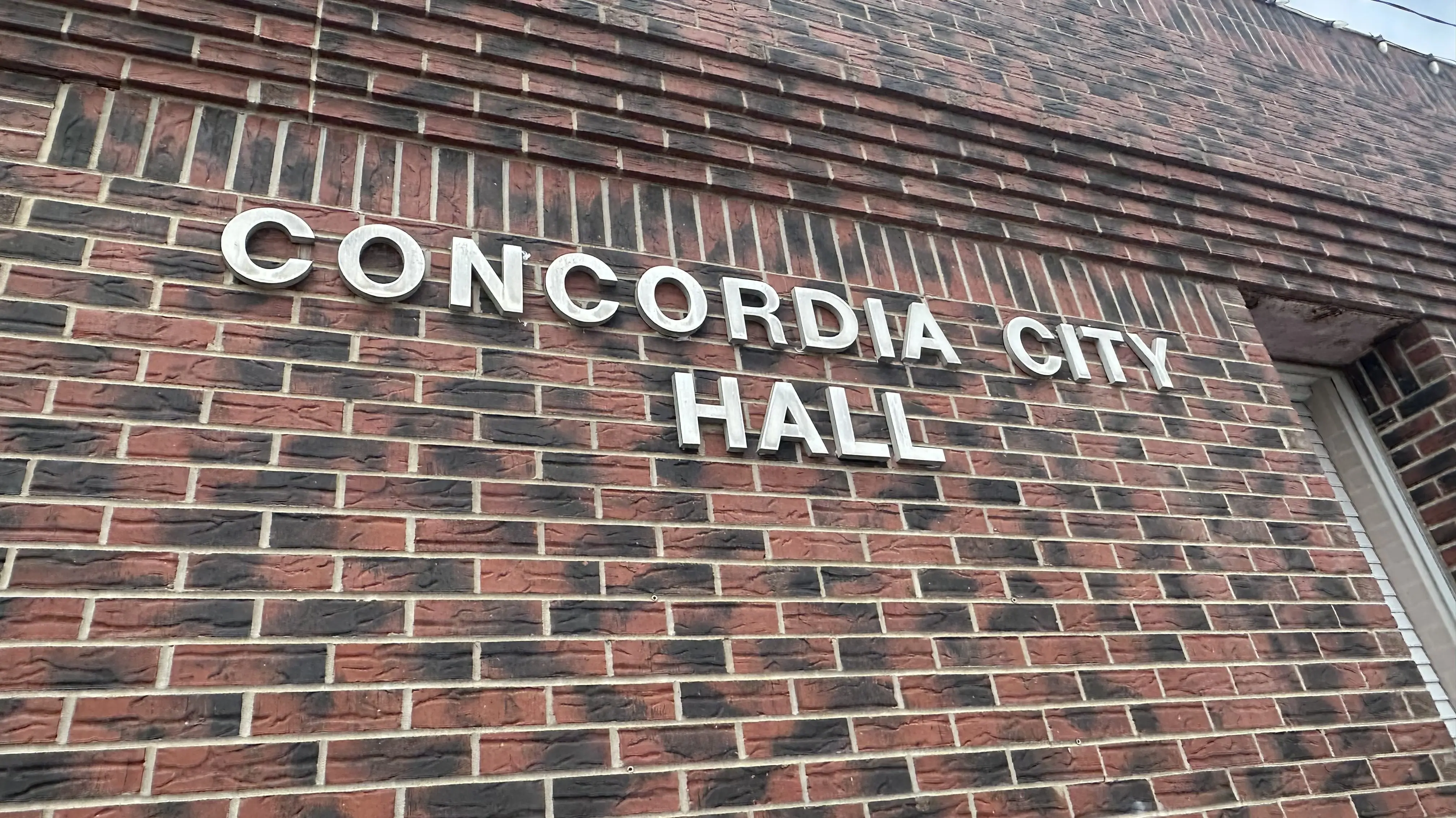 CONCORDIA ALDERMEN REVIEW UPDATE ON NEGOTIATIONS FOR WASTEWATER FACILITY PLAN
