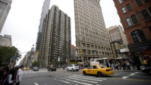 NYC taxi jumps curb in Flatiron district injuring 6 people, 3 critically