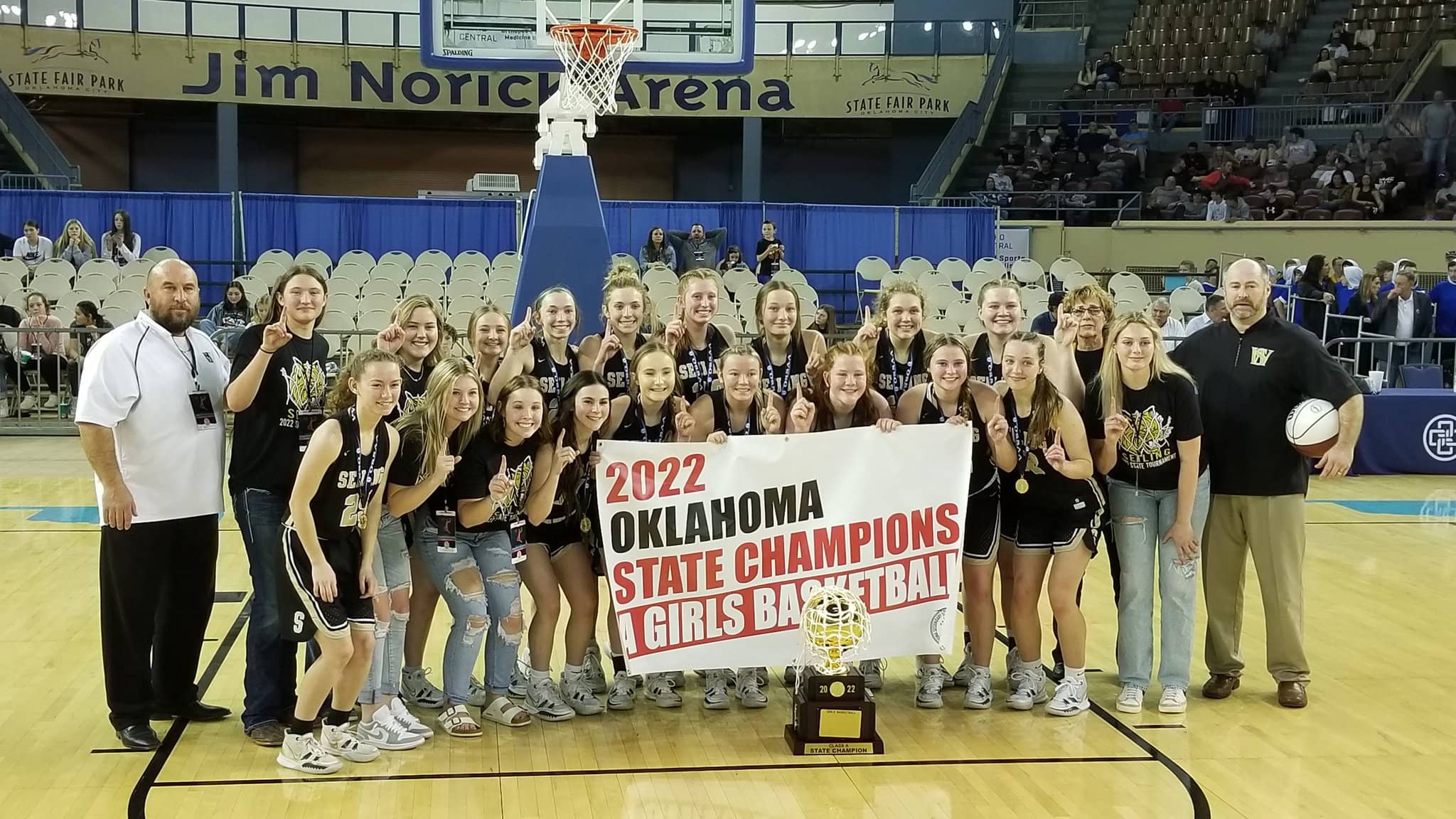 seiling-lady-cats-2022-state-champs