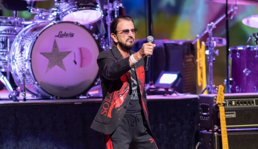 Ringo Starr performs on stage at Hard Rock Live in Hollywood^ Florida. HOLLYWOOD^ FLORIDA - SEPTEMBER 17^ 2022