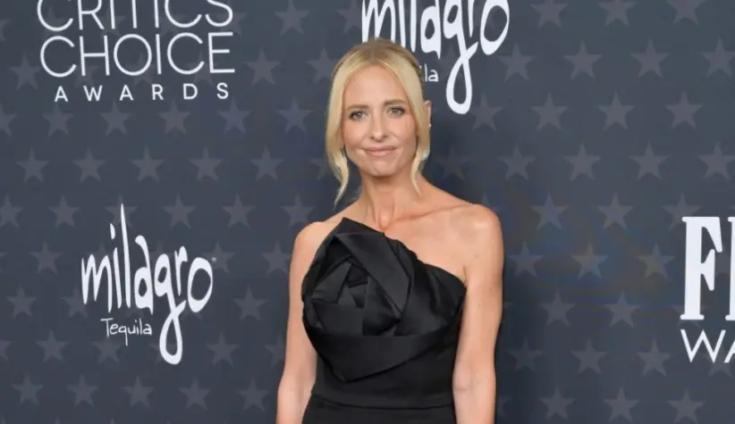 Sarah Michelle Gellar at the Critics Choice Awards 2025. SANTA MONICA^ USA. February 07^ 2025