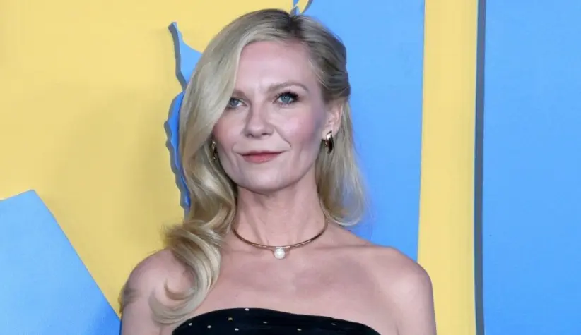 Kirsten Dunst at the The Roofman LA Premiere at the Paramount Studios on September 29^ 2025 in Los Angeles^ CA LOS ANGELES - SEP 29