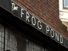 the-frog-pond802163