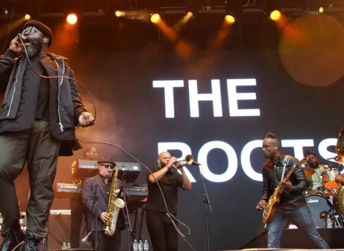 The Roots perform at the 2022 Sound on Sound Music Festival ^ Bridgeport^ Connecticut - September 25^ 2022