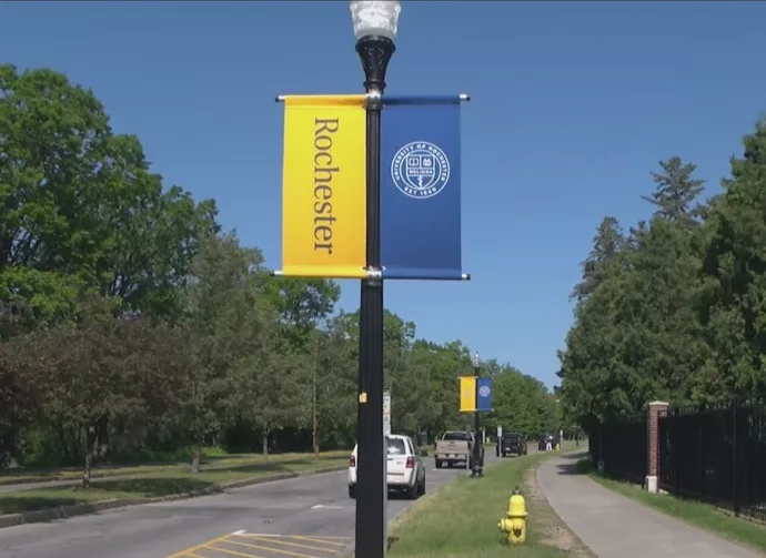 university-of-rochester-u-of-r-flags734918