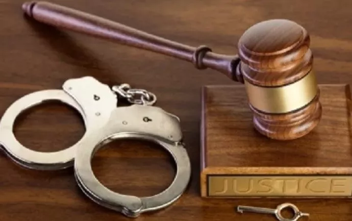gavel-arrested-handcuffs-hand-cuffs-trial795913