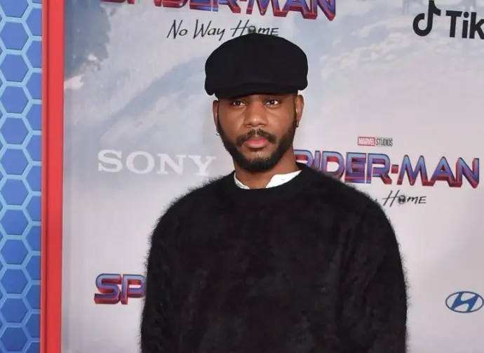 Bryson Tiller arrives for the ‘Spider-Man: No Way Home’ LA Premiere on December 13^ 2021 in Westwood^ CA