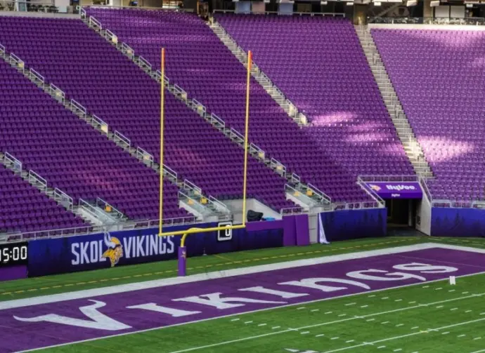 Interior view of U. S. Stadium in Minnesota^ SKOL Vikings - MINNEAPOLIS^ MN. November 14 2018