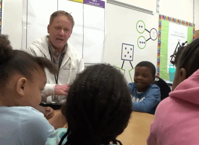 vlcsnap-2025-11-10-22h33m00s206574535