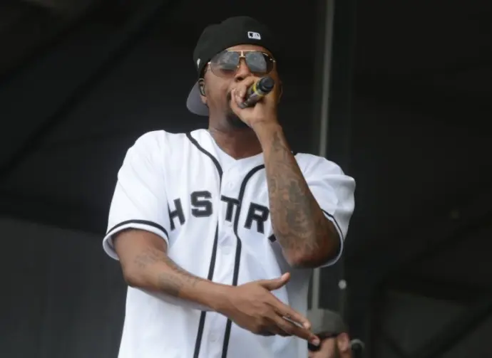 Nasir bin Olu Dara Jones^ better known by his stage name Nas^ performs at the 2017 New Orleans Jazz and Heritage Festival. New Orleans^ Louisiana - April 28^ 2017