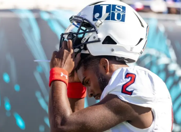 2 SHEDEUR SANDERS JACKSON STATE UNIVERSITY AT BETHUNE COOKMAN UNIVERSITY OCTOBER 15^ 2022 at TIAA BANK FIELD JACKSONVILLE FLORIDA