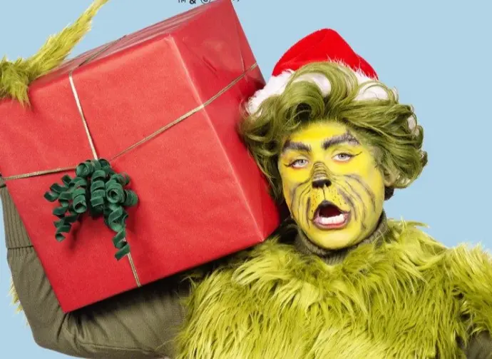 ofc-grinch-promotion-edited-005b-retouched_36c5c5869726