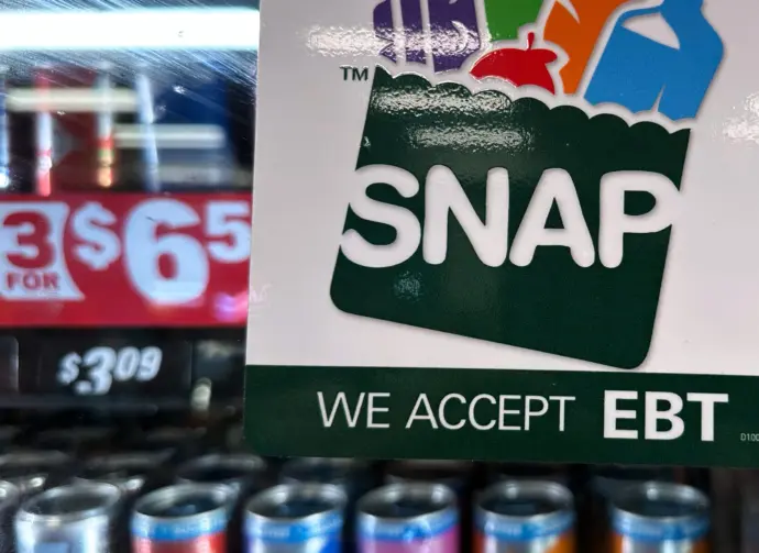 695f4a5b25de19-50988211