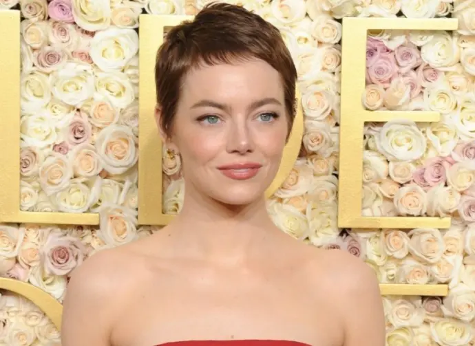 Emma Stone at the 82nd Annual Golden Globe Awards held at the Beverly Hilton Hotel in Beverly Hills^ USA on January 5^ 2025.