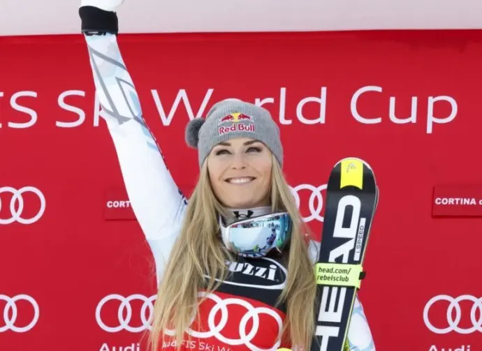Lindsey Vonn from Team USA takes 1st place during the Audi Fis Alpine Ski World Cup Women Super G Cortina d 'Ampezzo^ Italy January 24^ 2016