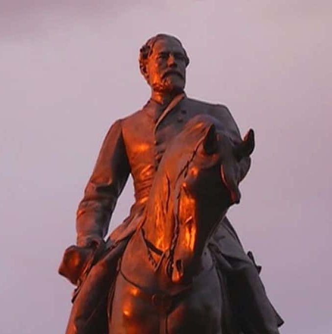 lee-statue-new-jpg-2