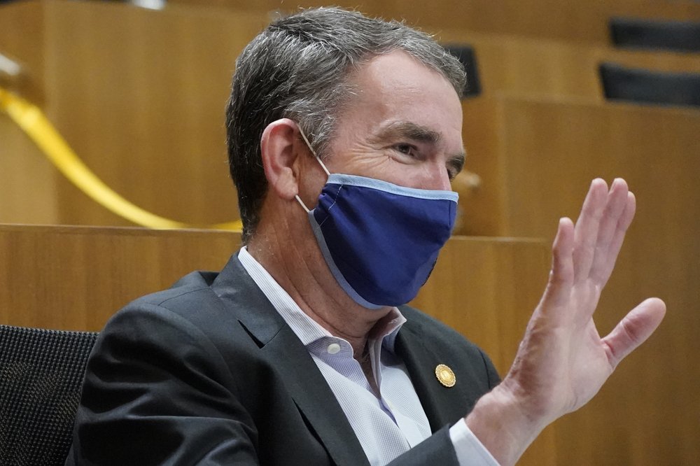 gov-northam-waves-jpg