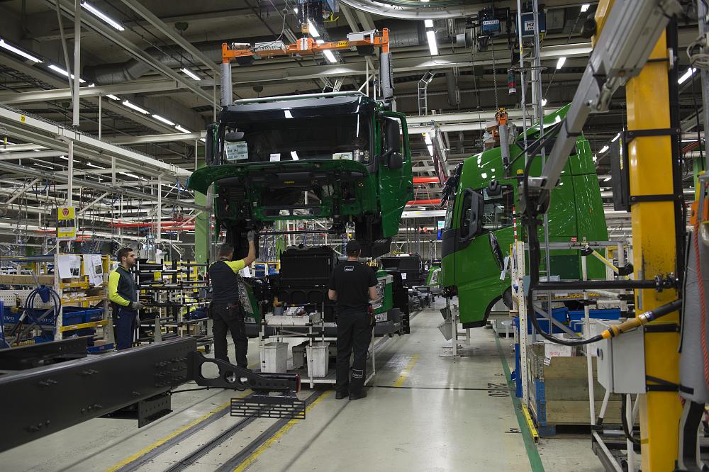 volvo-trucks-jpg
