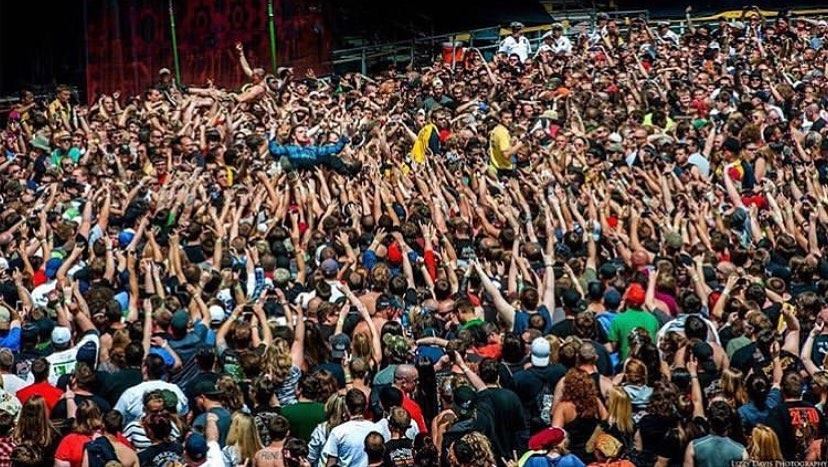 blue-ridge-rock-festival-fans-jpg